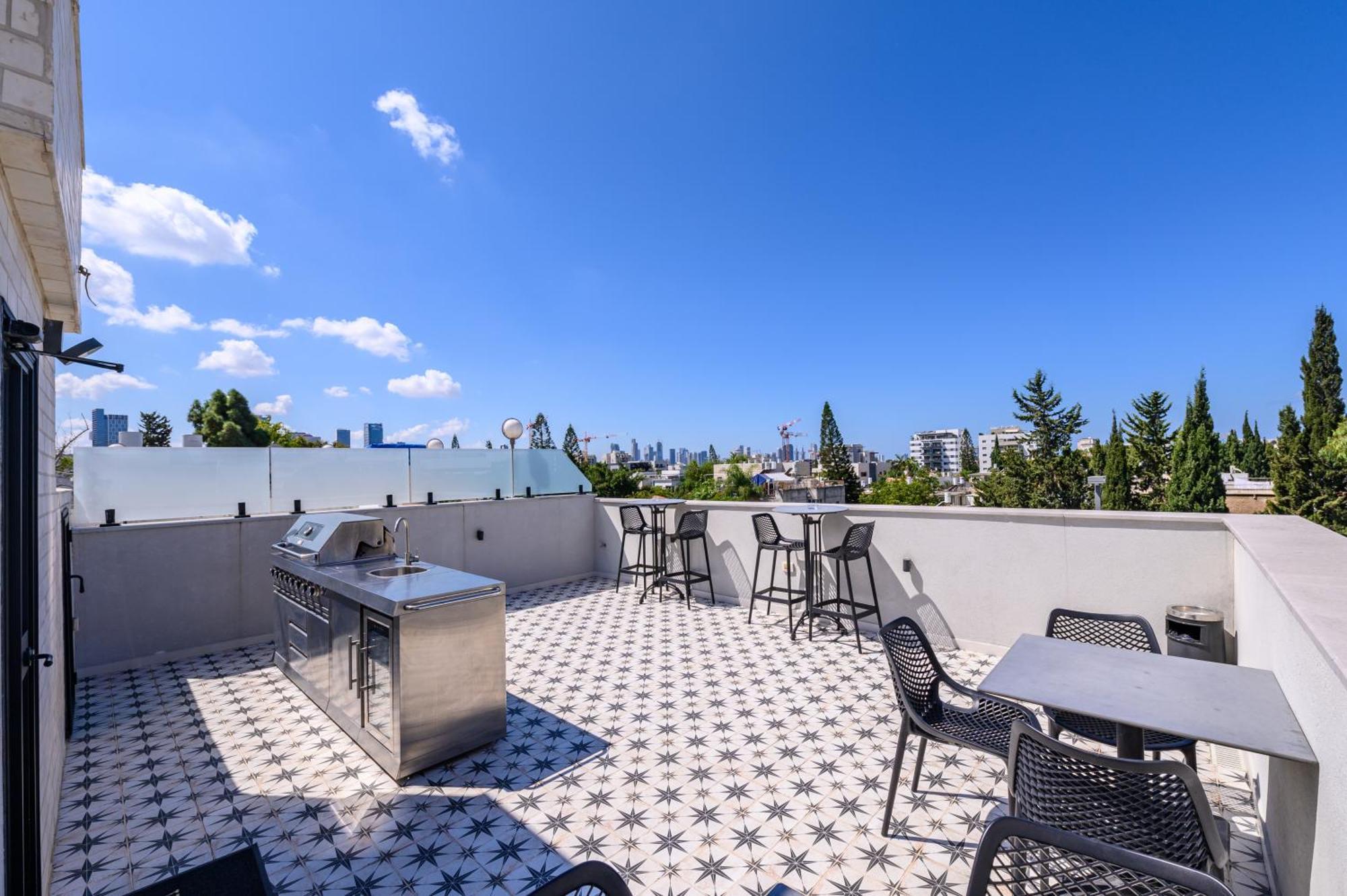 Rokah Luxury Villa At Ramat Hahayal Tel Aviv Eksteriør billede