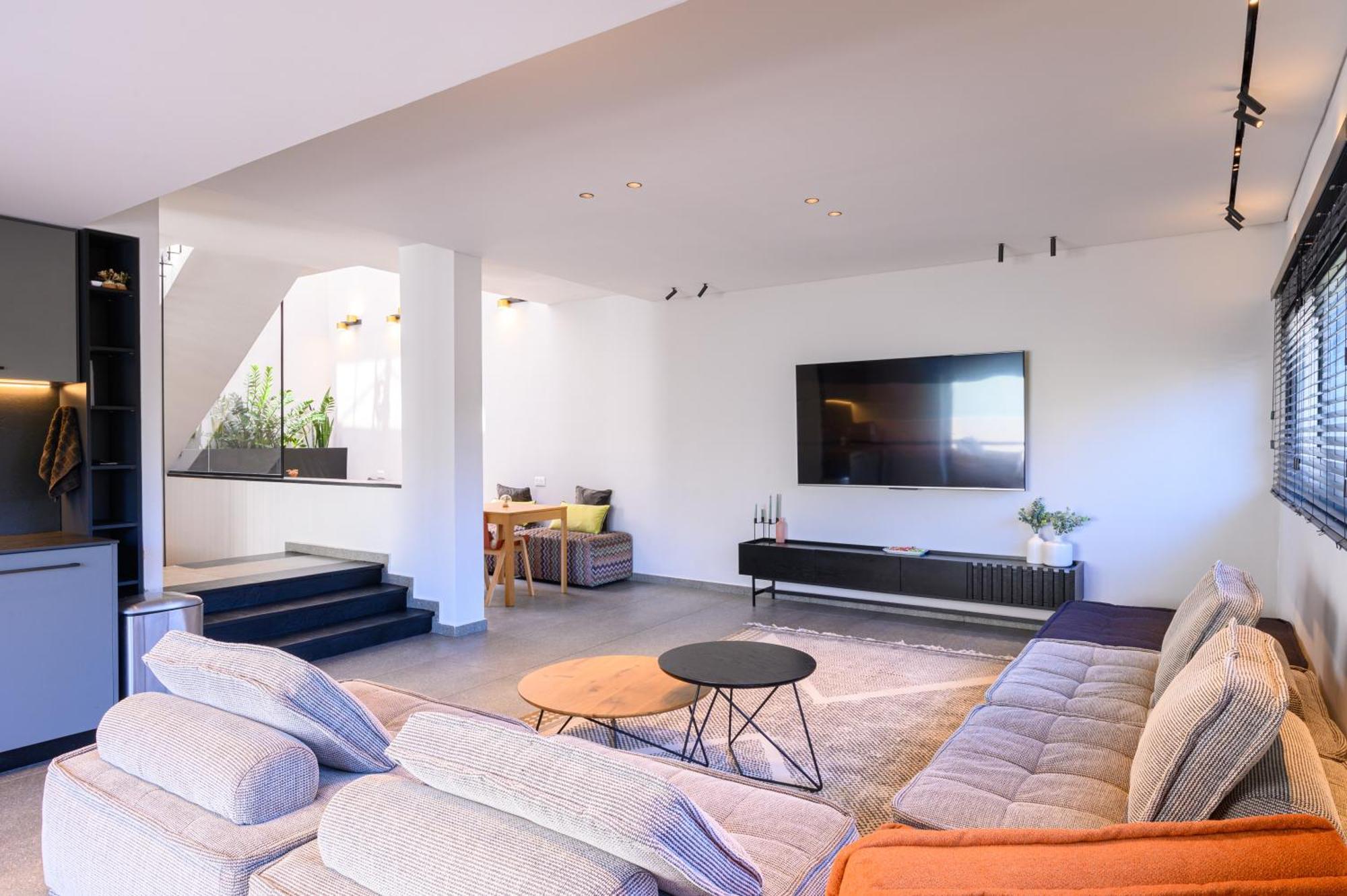 Rokah Luxury Villa At Ramat Hahayal Tel Aviv Eksteriør billede
