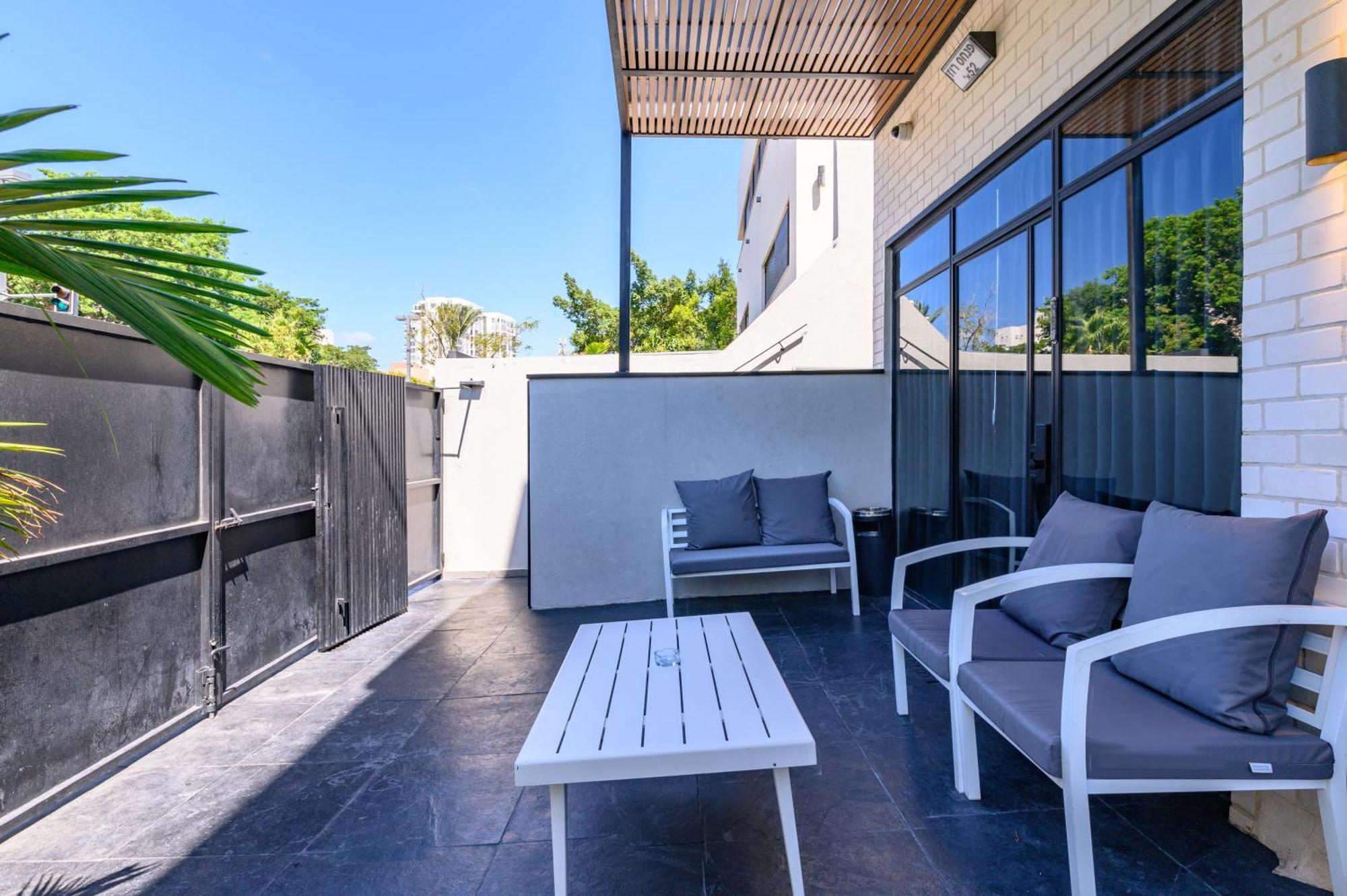 Rokah Luxury Villa At Ramat Hahayal Tel Aviv Værelse billede