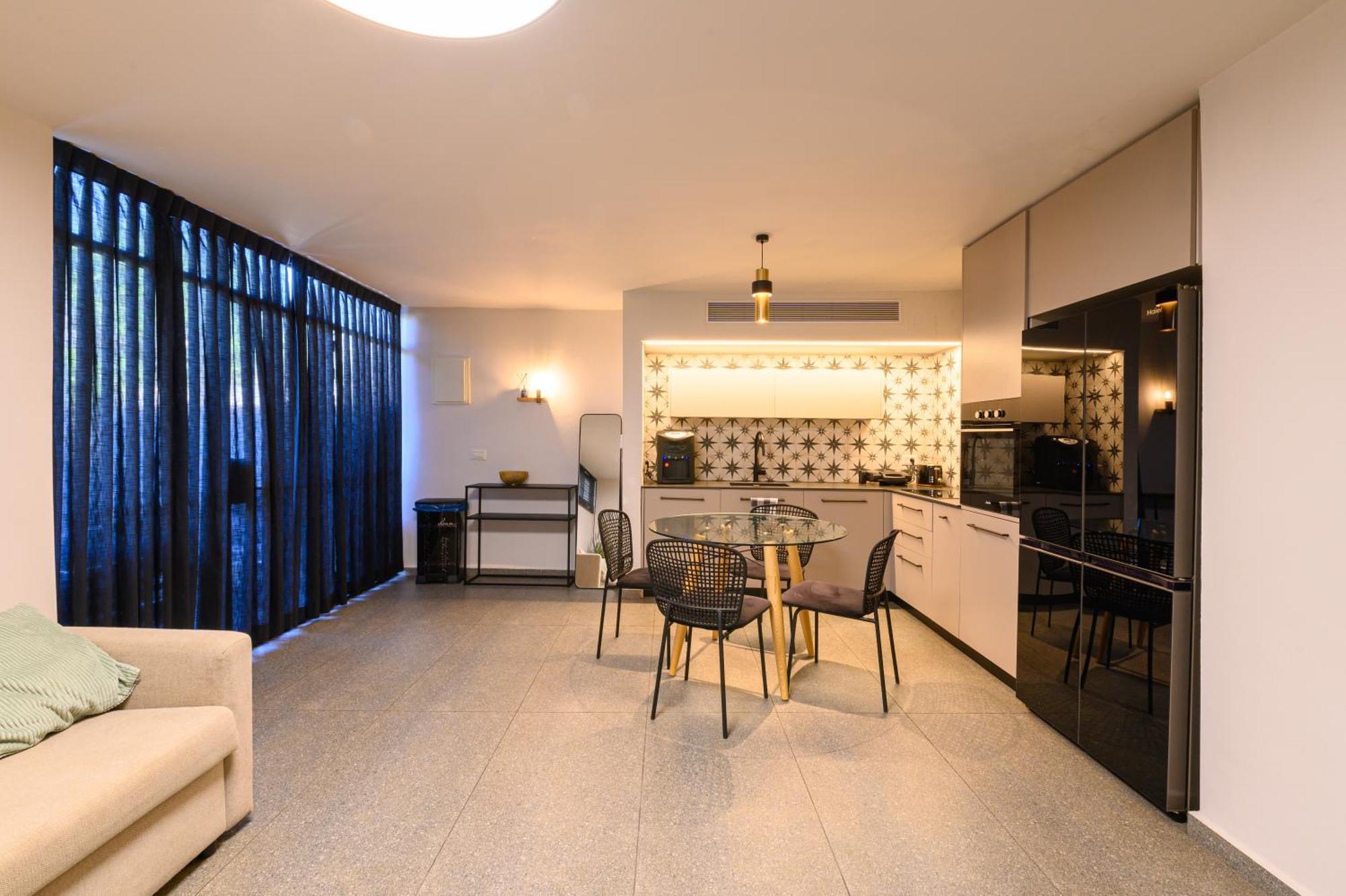 Rokah Luxury Villa At Ramat Hahayal Tel Aviv Værelse billede