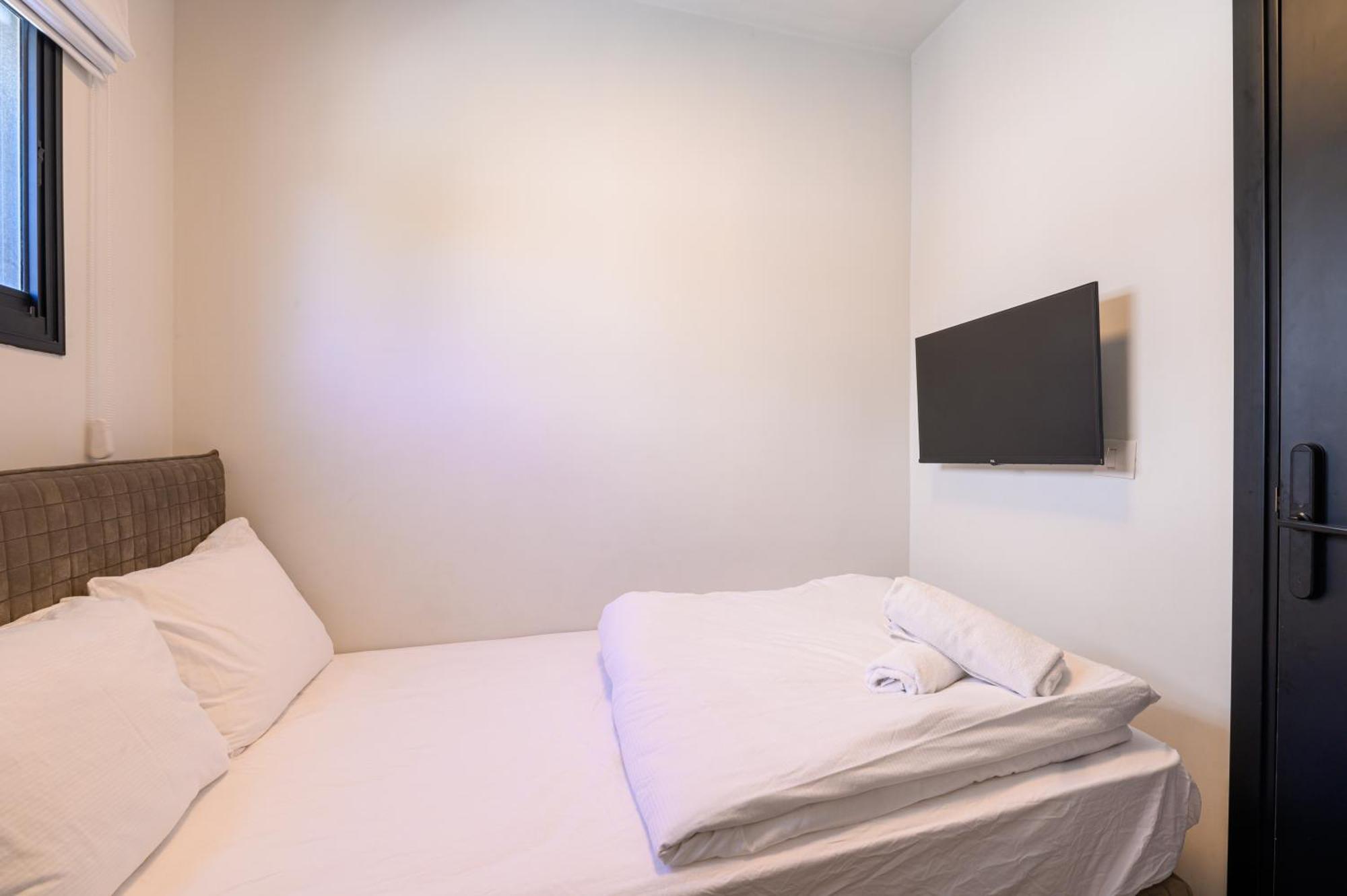 Rokah Luxury Villa At Ramat Hahayal Tel Aviv Værelse billede