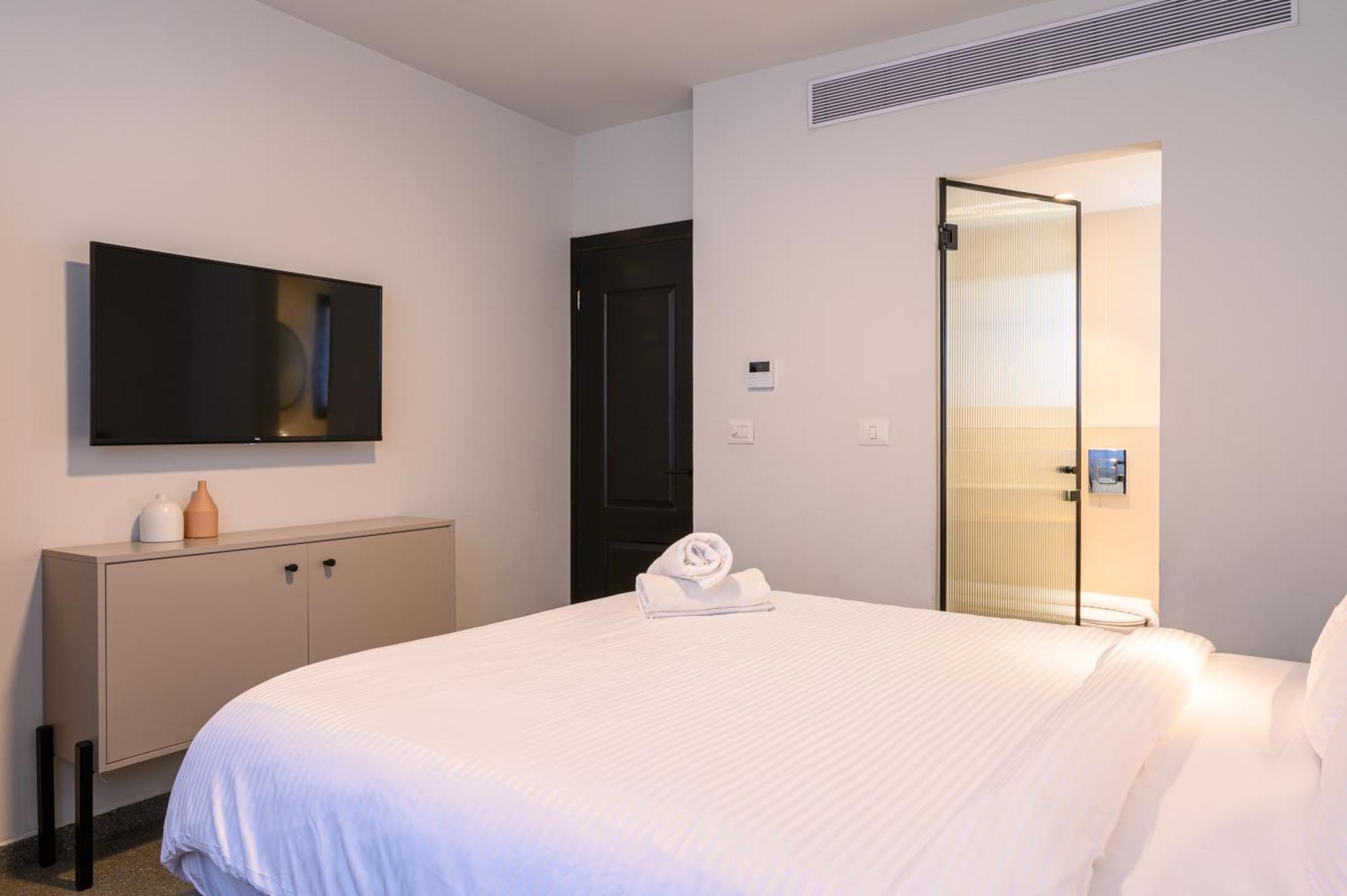 Rokah Luxury Villa At Ramat Hahayal Tel Aviv Værelse billede